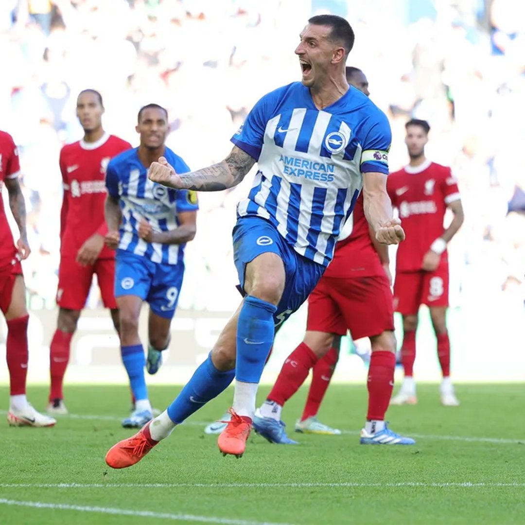 Good luck to @OfficialBHAFC in tonight's game! 💙🤍 We can't wait to have supporters back here this weekend, when #BHAFC face off against Arsenal. 🏟