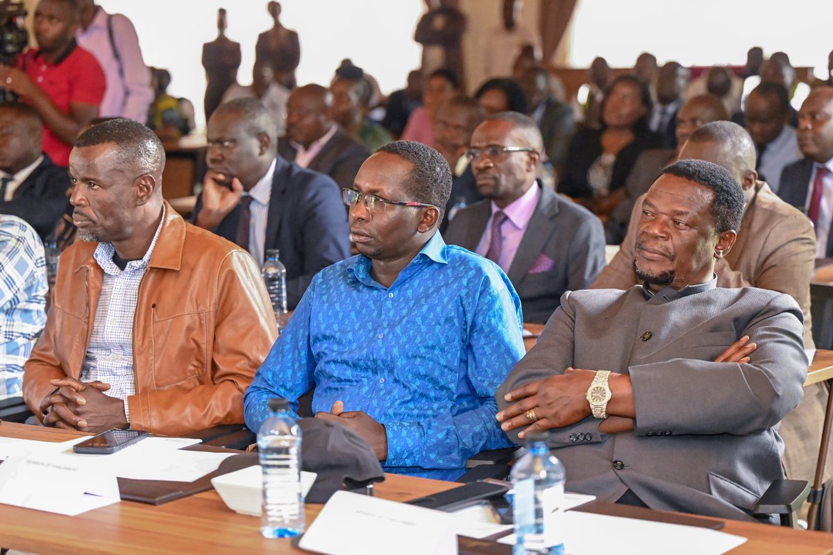 In anticipation of President Dr. @WilliamsRuto forthcoming visit to Bungoma for this year's Madaraka Day Celebration; a first for Bungoma County, I convened a crucial progress review meeting today. Joined by Cabinet Secretary for Roads, Transport, and Infrastructure,…