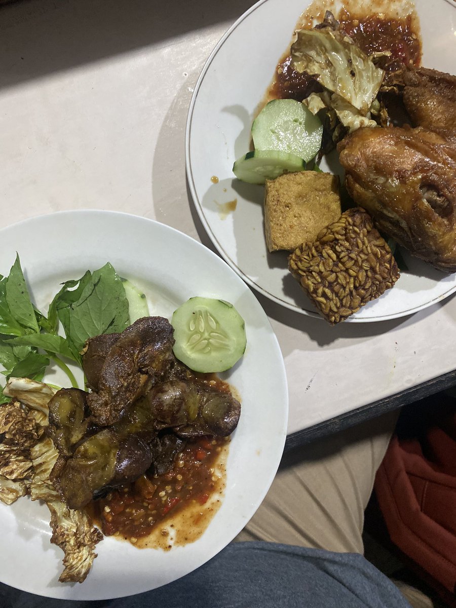 Bismahakim tweet media