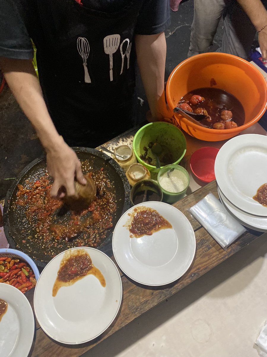 Bismahakim tweet media