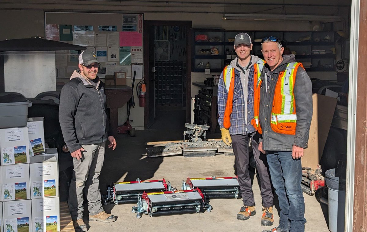 WcTurfball's tweet photo. Deliveries continue today,👍 Todays stop @CityCalgaryGolf. New set of @MaredoBV GT410 vibe spike Bent  seeders. Big Thanks @GolfSuperFore7,@jeffb3r, Ken and crew. Have a great start to the season⛳👍 https://t.co/vUW6L373GW