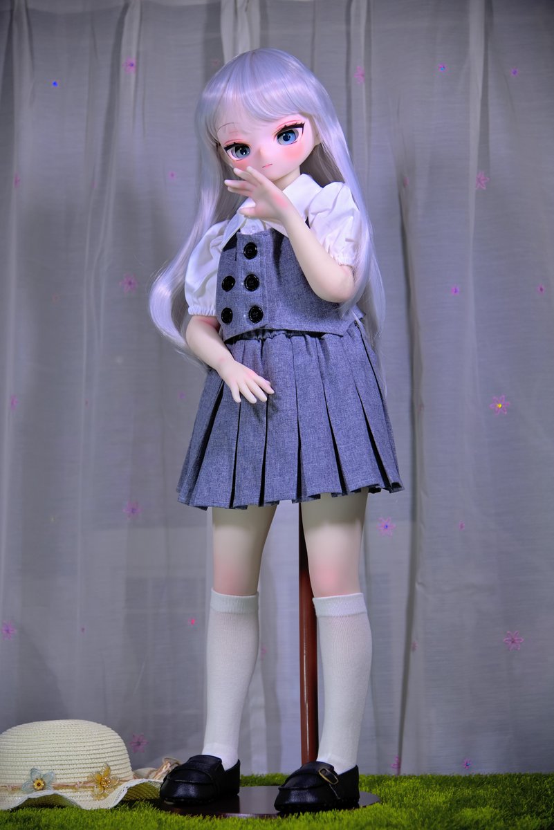 azone_cecily2 tweet picture