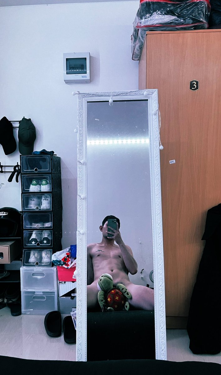 ตัวจริงไม่น่ารักหรอก ตัวจริงน่าเย็ด 5555 🤣🤣
#หาเพื่อนดื่มเบียร์ #กมลา #กะทู้ #ป่าตอง #ภูเก็ต 🍺🍺
