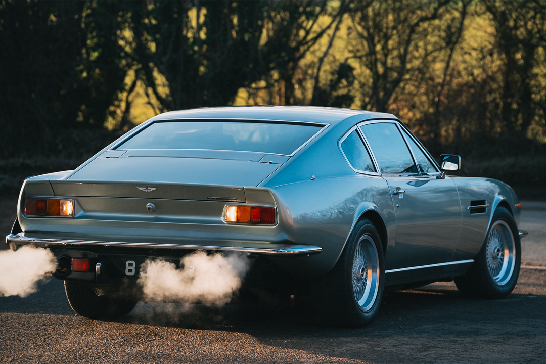 Still one of the most iconic Astons...

#chilternaston
#astonmartin
#amv8
#amv8vantage
#astonmartinv8vantage
#astonmartinvantage
#v8vantage
#drivetastefully