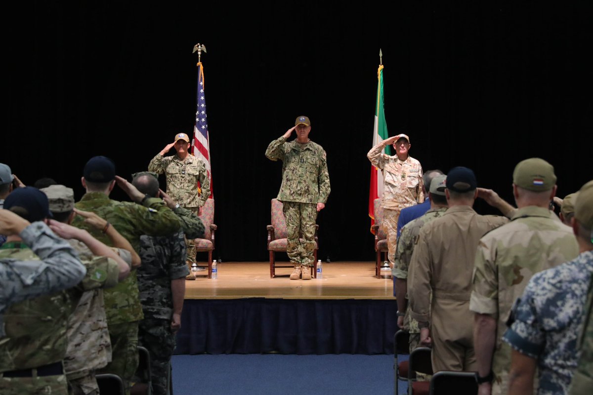 Capt. David Coles, Vice Adm. George Wikoff, and Italian Navy Capt. Roberto Messina render honors for the American and Italian national anthems. Read full story here : navy.mil/Press-Office/N…