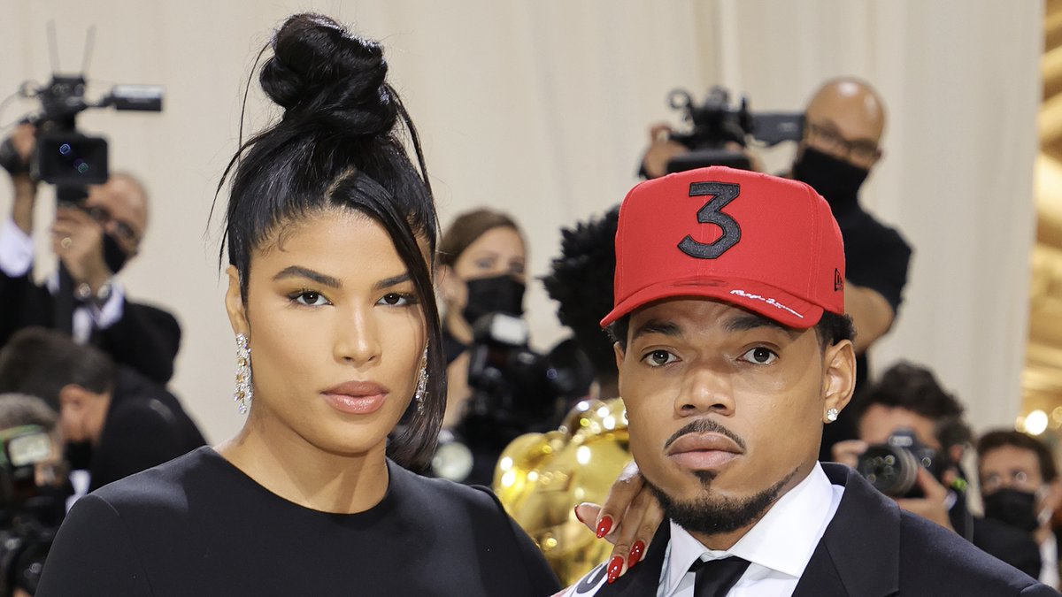 Chance The Rapper & Kirsten Corley have revealed they've decided to 'part ways' after five years of marriage. 💔 See what they said: theshaderoom.com/chance-the-rap…