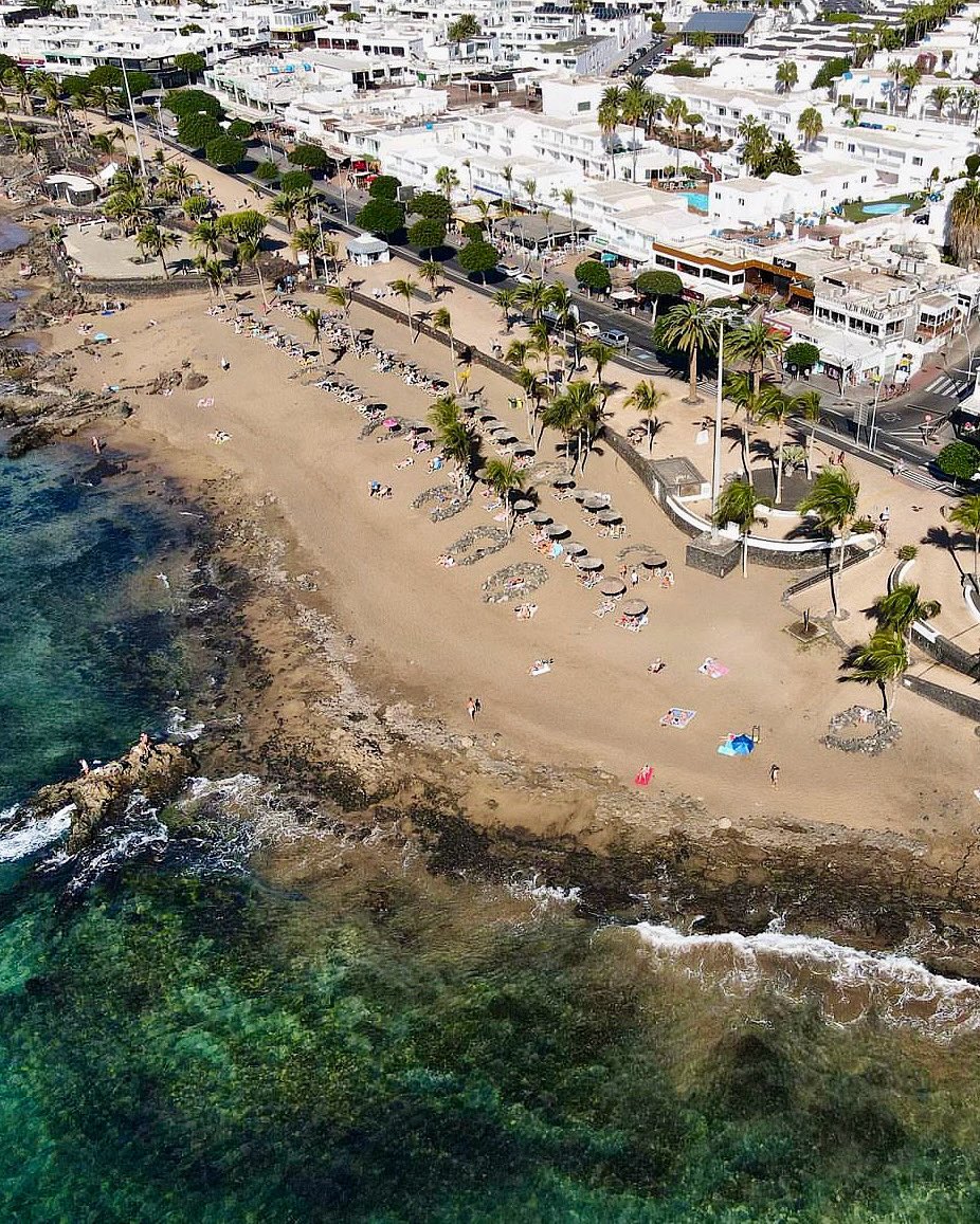 Get lost on any beach in PDC & feel like you are in paradise! 🥰💛

📸 @bingsteruk 👏🏽 Thanks!

#PuertoDelCarmen #PDC #Lanzarote #CanaryIslands #lovelanzarote