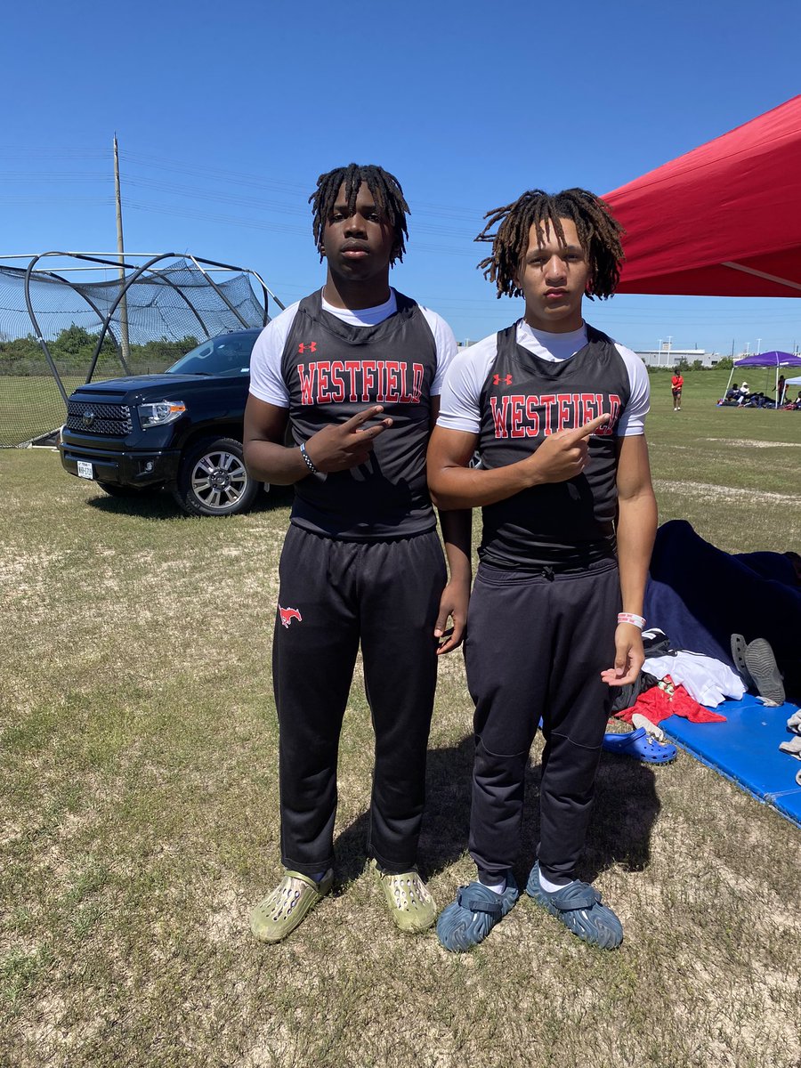Congrats to <a href="/DesmondDixon17/">Desmond Dixon</a> 1st place In district high jump and <a href="/milesd1of1/">Miles Dent</a> 4th place proud of both of you guys: Area qualifier’s