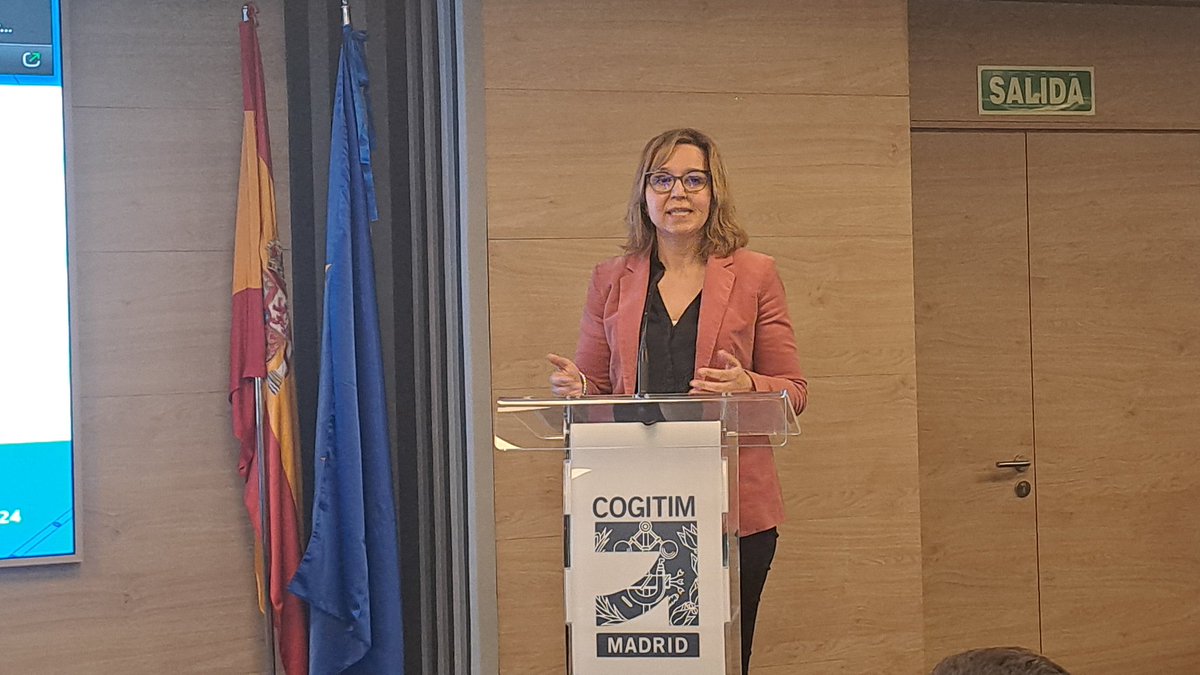 🔴 Isabel Calzas, Directora General de Políticas de Vivienda y Rehabilitación del @MADRID, destaca en su intervención, 'estos premios del #COGITIM fomentan la responsabilidad social en el entorno industrial y empresarial, como parte de esa ética profesional que debe acompañarnos'