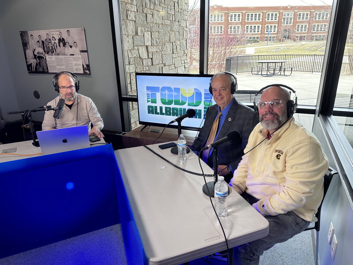 The What Makes Wisconsin Great Toru brings me home to ⁦@UWEauClaire⁩. We are joined by ⁦@ChancellorJim⁩ and my friend from college to today Mike Johnson to talk how public education and the Wisconsin idea makes our state great! x.com/allbaughshow/s…