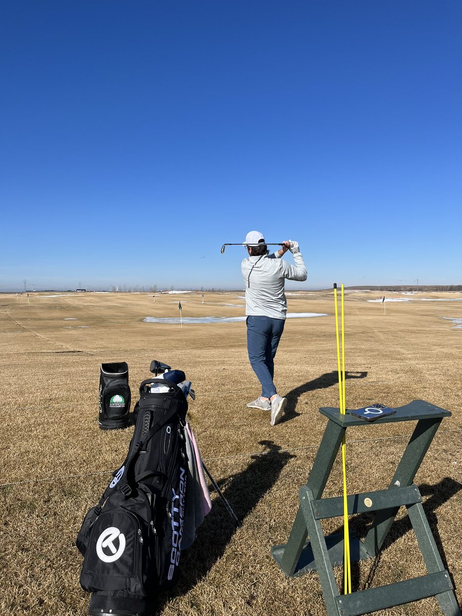 Golf balls are in the air at @southwood1894 Driving range is now open 10am - 6pm daily ⛳️