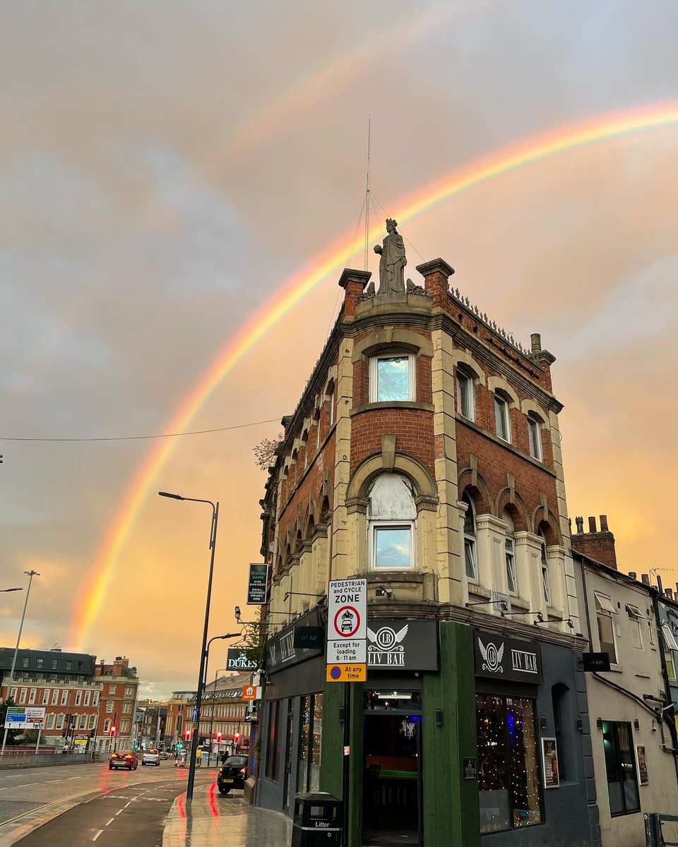 A double rainbow stretching across the city! 🌈🌈 Photo by IG: punchure #Leeds #IGersLeeds #loveleeds #rainbow