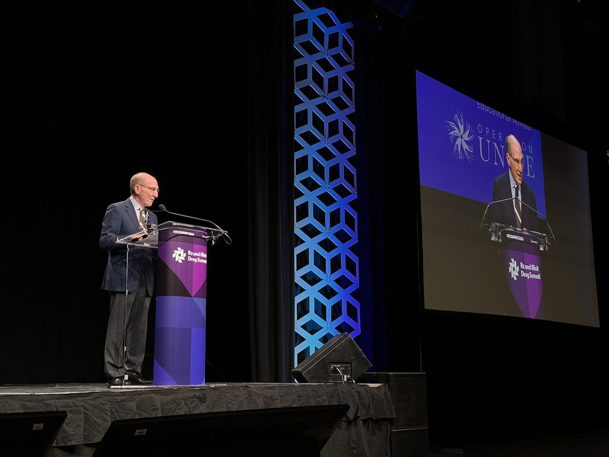 Yesterday, I attended the @RxSummit where I was honored to introduce leading experts Dr. Volkow and Dr. Delphin-Rittmon as they discussed research methods that help combat the opioid crisis we continue to face. They continue to make a difference in powerful, meaningful ways.