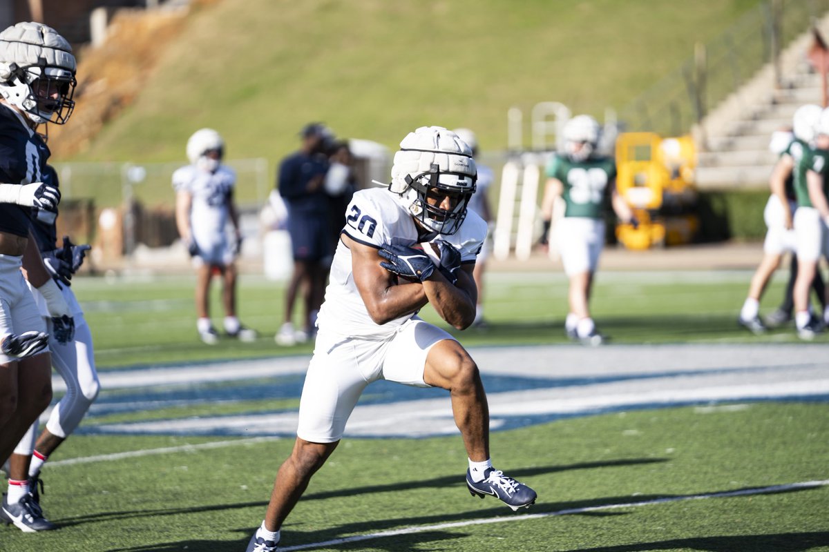 Having fun with it 😁

#HatchAttack | #AllForSAMford
