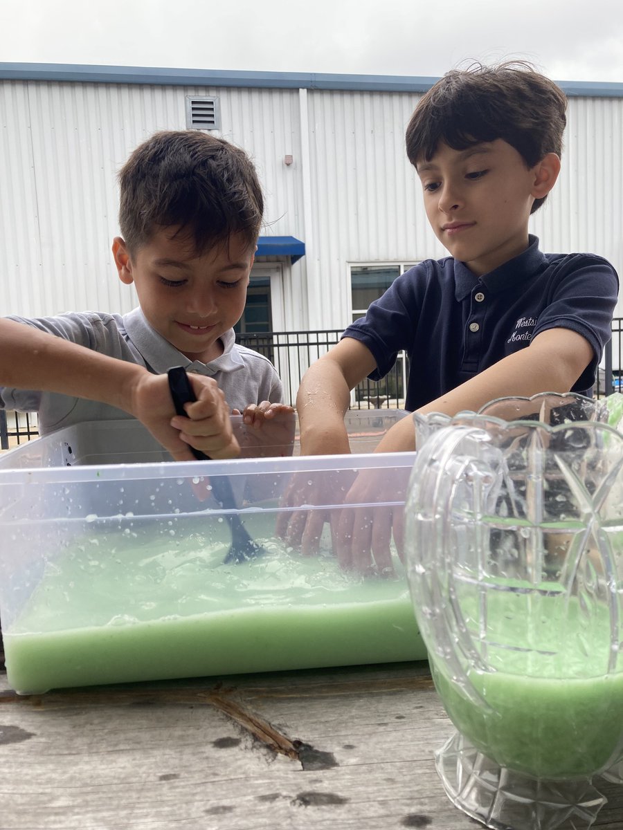 MontessoriHTX's tweet image. 📜🎨 #LowerElementary #students had a blast this week diving into the #history of papermaking! 🇨🇳 From ancient origins to modern-day fun, our students got hands-on with the process of creating their very own paper. ✂️ It perfectly tied into their continent study of Asia! 🌏📚