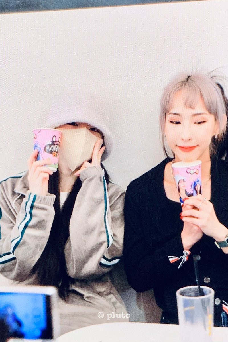 pluto_0403's tweet photo. 240403 #해피묭묭데이💚
ㅋㅋㅋ우리장르 성덕고양이가 부끄러우셧다고.. (ฅ˘⩊˘ฅ) 토냥즈 더주세요~~
#미나명 #딥앤댑 #MINAMYOUNG #DEEPNDAP https://t.co/5RYakabmc0