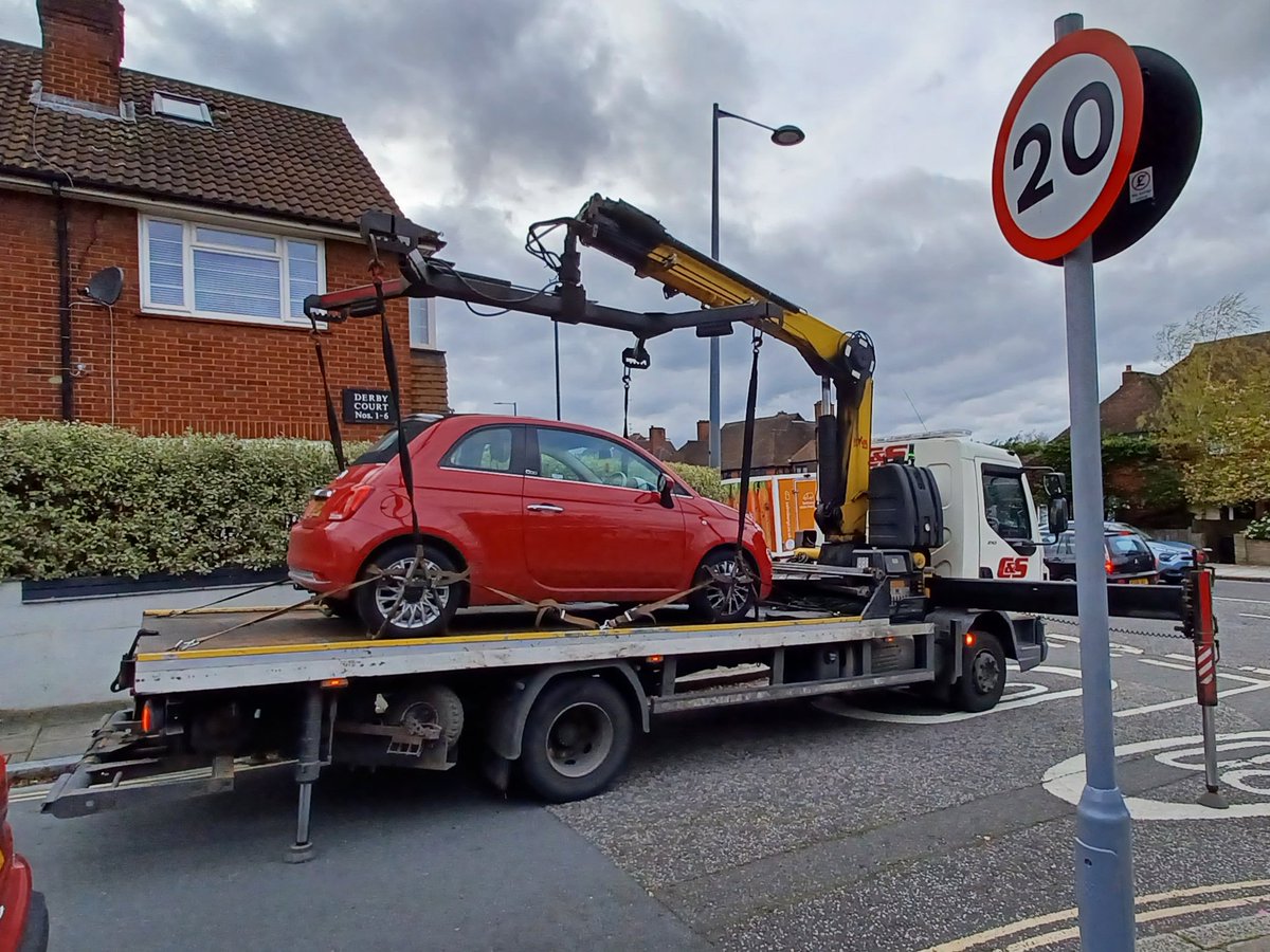 Only 6 months into their substantive license this driver was seen using their mobile phone while driving and found to have no insurance!

Result - 12 points, £500 fine, vehicle seized, a summons in the post and a call for a lift home. #trafficoffence #Richmond #mylocalmet