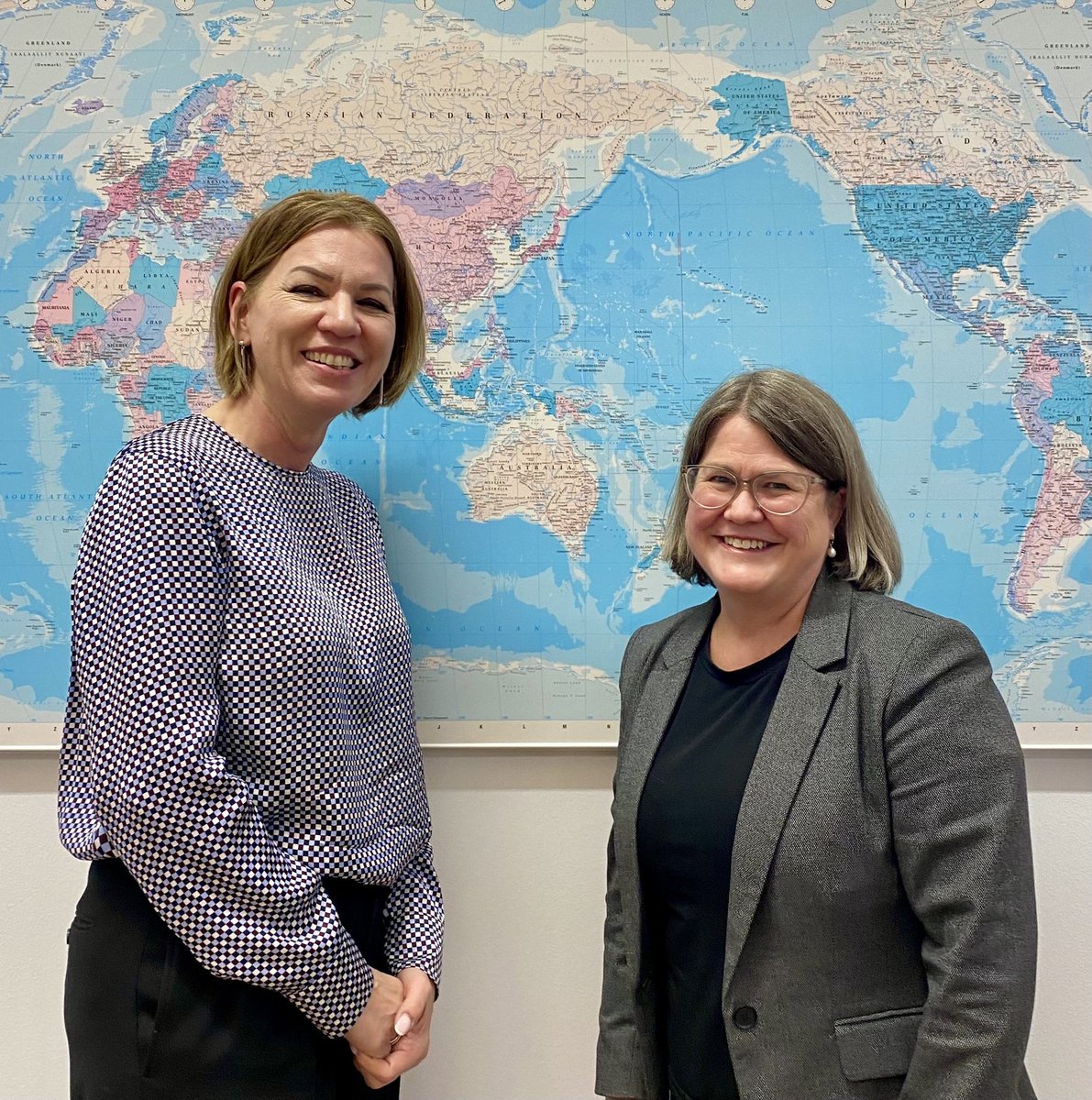 A warm welcome to Berlin, dear Natasha Smith @AusAmb_DE, new 🇦🇺 Ambassador to 🇩🇪! #Australia was front and centre during our meeting, today. We discussed upcoming events and our bilateral cooperation. We are glad to have you in Berlin, Natasha!