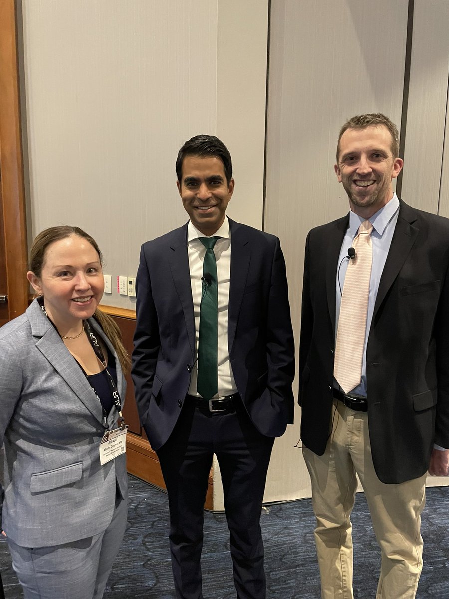 Thank you to @AnupamBJena for a fantastic Lucy Squire presentation this morning on “Random Acts of Medicine” at #AUR24! Dr. Novelline & all of us truly enjoyed it! @AURtweet @harvardmed @MGHMedicine