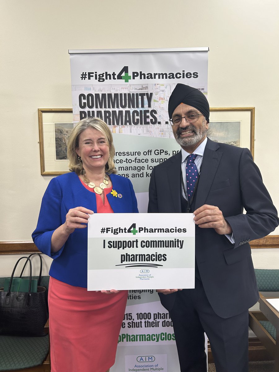 🏥It was a pleasure to show my support for community pharmacies and join the #Fight4Pharmacies.

Alongside my fight to keep our local GP surgeries open and to improve Southend Hospital, I want us to be able to rely on our local pharmacies as a first point of contact.

Community…