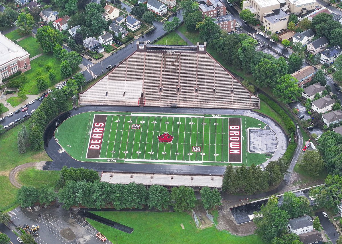 AlonzoEsparza1's tweet photo. Looking forward to my New England trip!  ✈️ 📈 @CoachDanny10 @BrownU_Football @HarvardFootball @DartmouthFTBL @Coach_Joel_Lamb @coach_marini @MicFein @CoachDaft @coachDjackson1 @Ryan_Kalukin @coachirishodea https://t.co/xifYcdf1Pp
