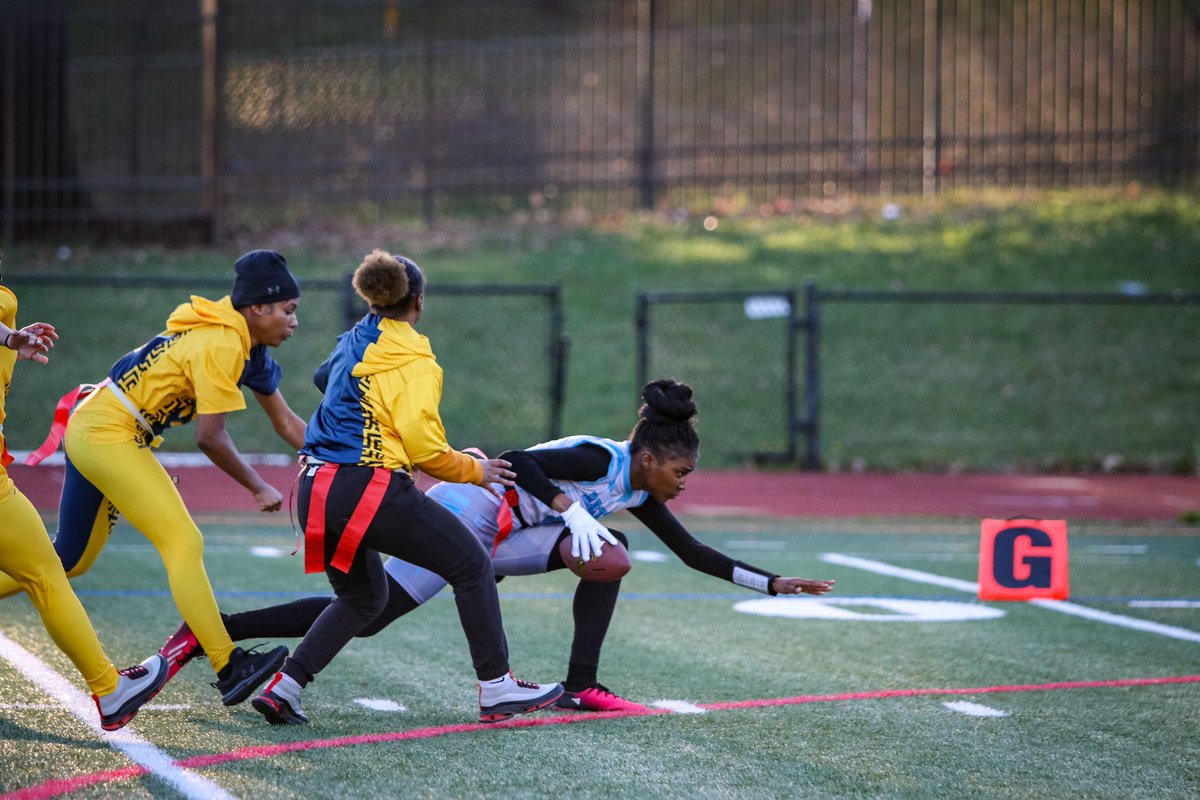 Digital Weekes tweet media