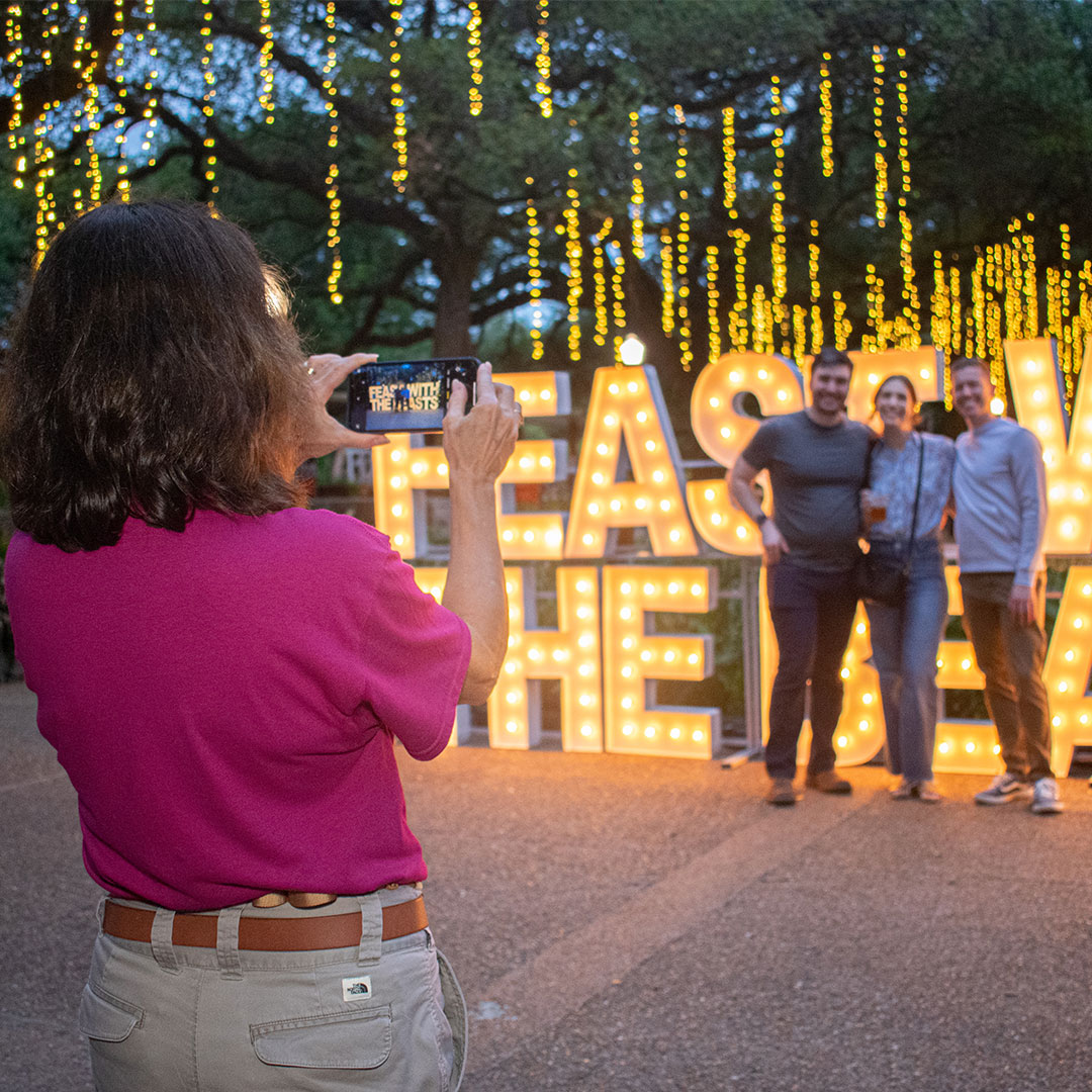 Calling all foodies, this is your LAST chance to get tickets for Feast with the Beasts. Enjoy tasty creations from 40 Houston eateries, sip on your favorite beverage, watch our animals feast, and more. Enjoy the Zoo after-hours without the kids: bit.ly/3Ooo4vv