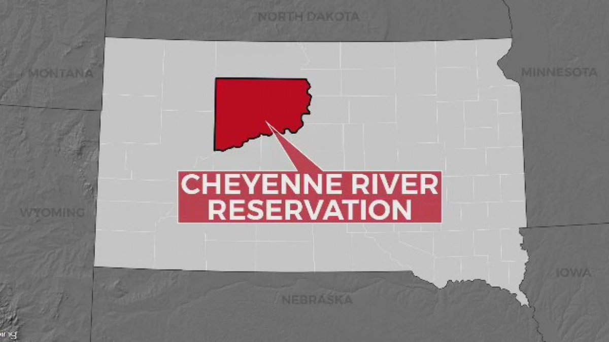 On Tuesday, the Cheyenne River Sioux Tribal Council voted unanimously to forbid the South Dakota governor from traveling to the reservation and stepping foot onto their land. trib.al/WtPNXBF