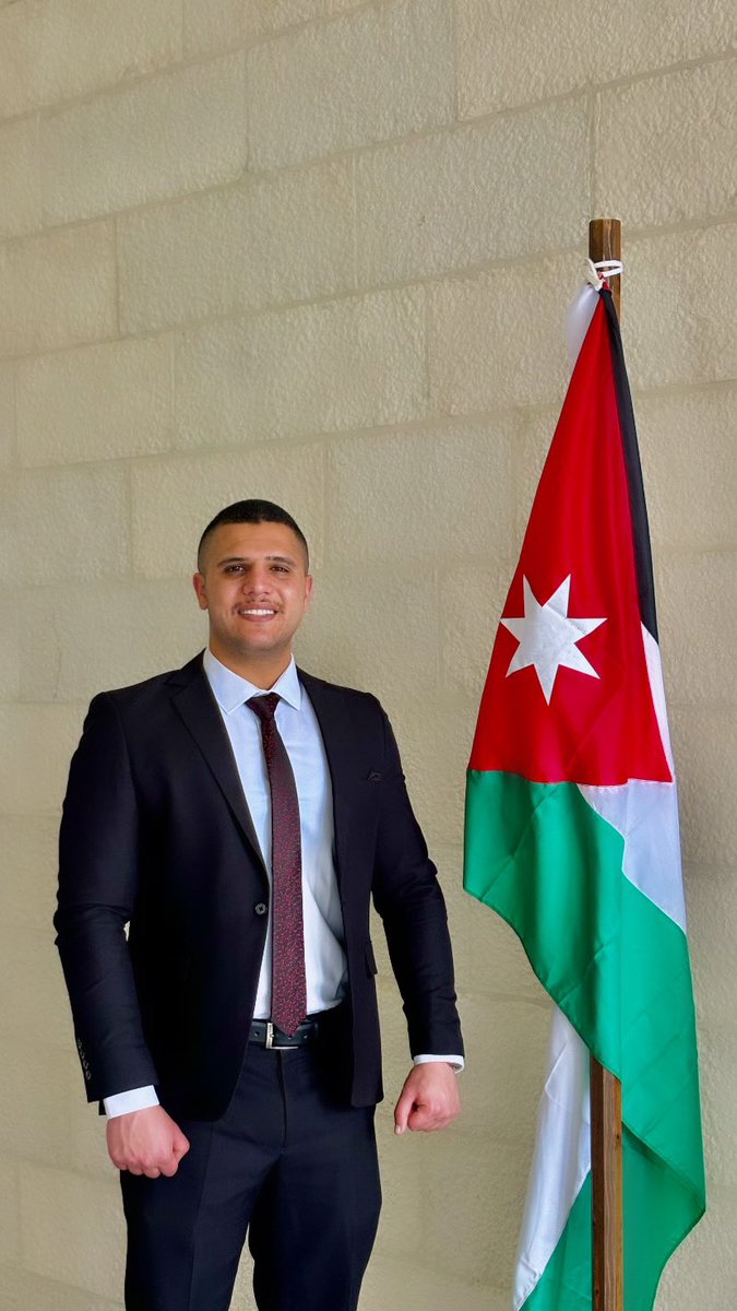 رحلة ست سنين طب قربت تنتهي ❤️
مناقشة مشروع التخرج ٢ ✅