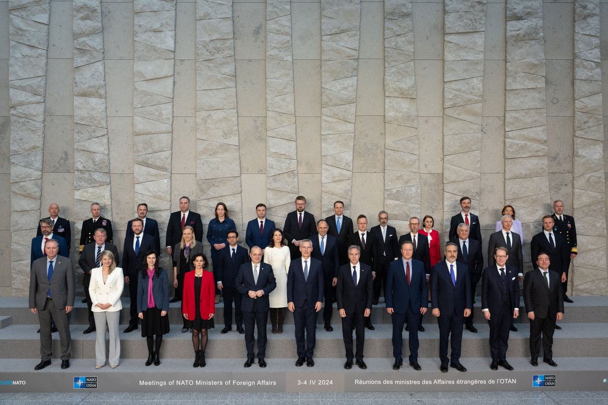 SecBlinken's tweet image. We are NATO. 🇦🇱🇧🇪🇧🇬🇨🇦🇭🇷🇨🇿🇩🇰🇪🇪🇫🇮🇫🇷🇩🇪🇬🇷🇭🇺🇮🇸🇮🇹🇱🇻🇱🇹🇱🇺🇲🇪🇳🇱🇲🇰🇳🇴🇵🇱🇵🇹🇷🇴🇸🇰🇸🇮🇪🇸🇸🇪🇹🇷🇬🇧🇺🇸