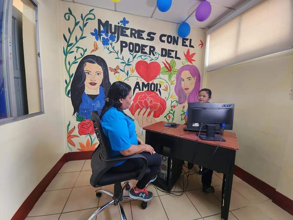 #Nicaragua Es inaugurada la Segunda Comisaría de la Mujer Cra. María Salomé Mayorquín en el municipio de La Conquista, Carazo. @vppolicial continúa trabajando en la restitución de los derechos de todas las féminas para que se sientan libres y seguras. #45JuntoConLaComunidad