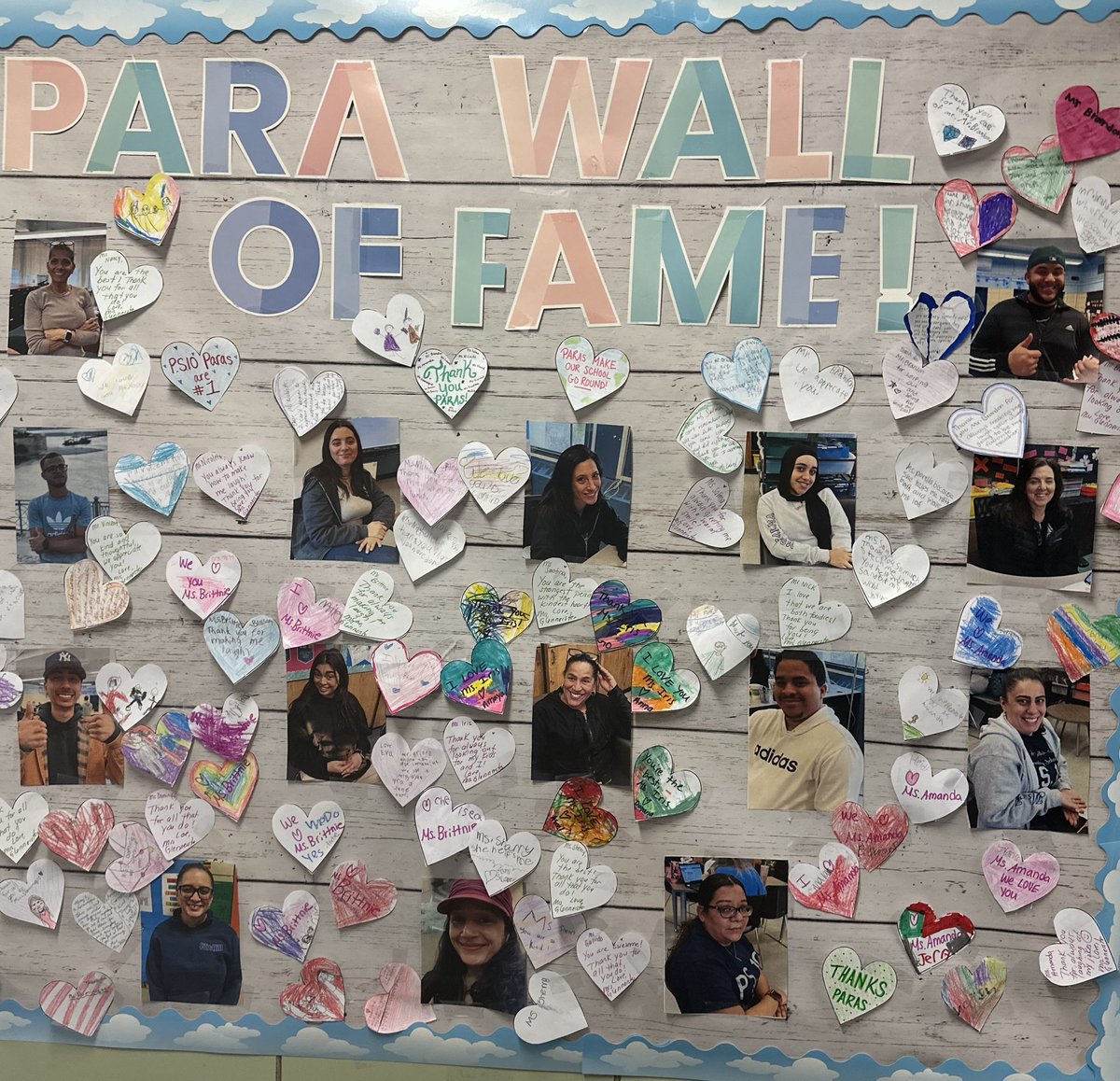 Happy Paraprofessional Appreciation Day to all our amazing Paraprofessionals! Thank you for all you do for our students and to make Fort Hill Great! 💕 #YouHaveAFriendAtPS10 @jenn_funes @teacherromero72 @DrMarionWilson @CChavezD31 @CSD31SI