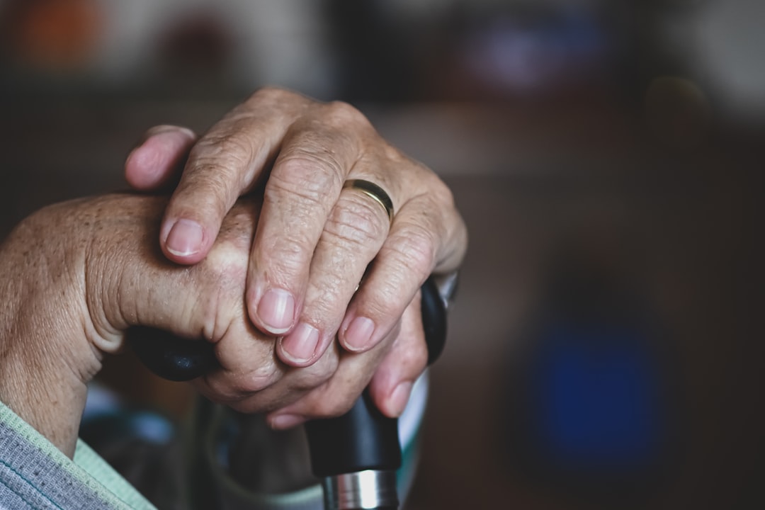 .@YourAlberta is reviewing the Seniors’ Lodge program, including the service provided & how it connects with the continuing care system. As part of this, they are conducting a survey to gather input about the needs for supported living as people age. vist.ly/vexa