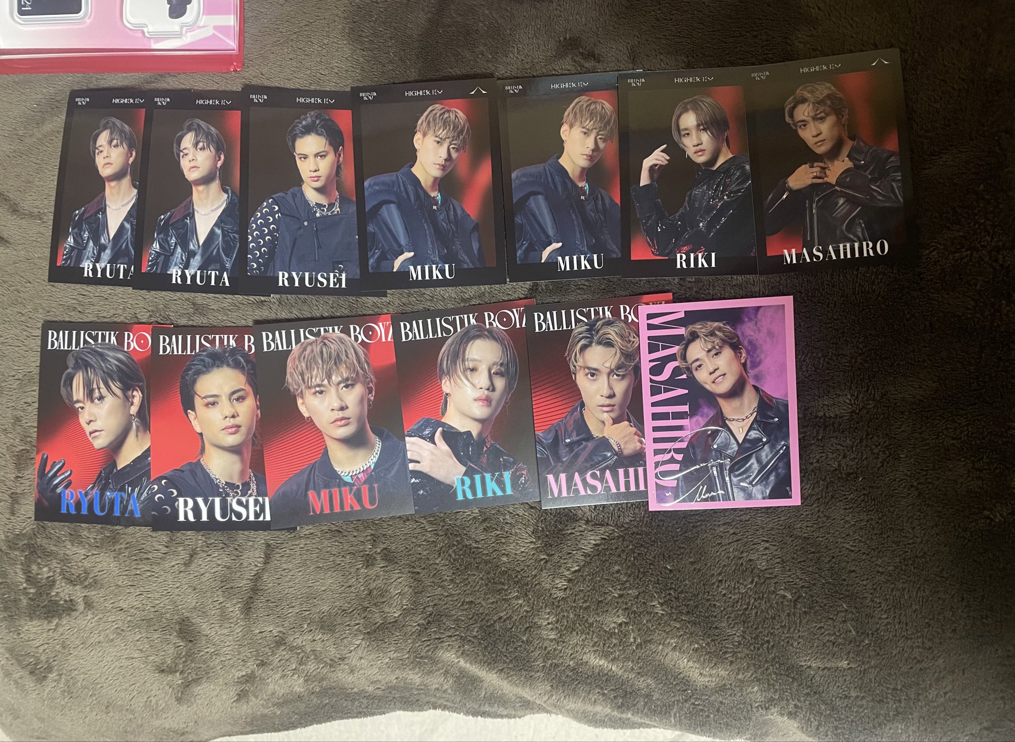 BALLISTIK BOYZ 全員直筆サイン入り アクリルパネル