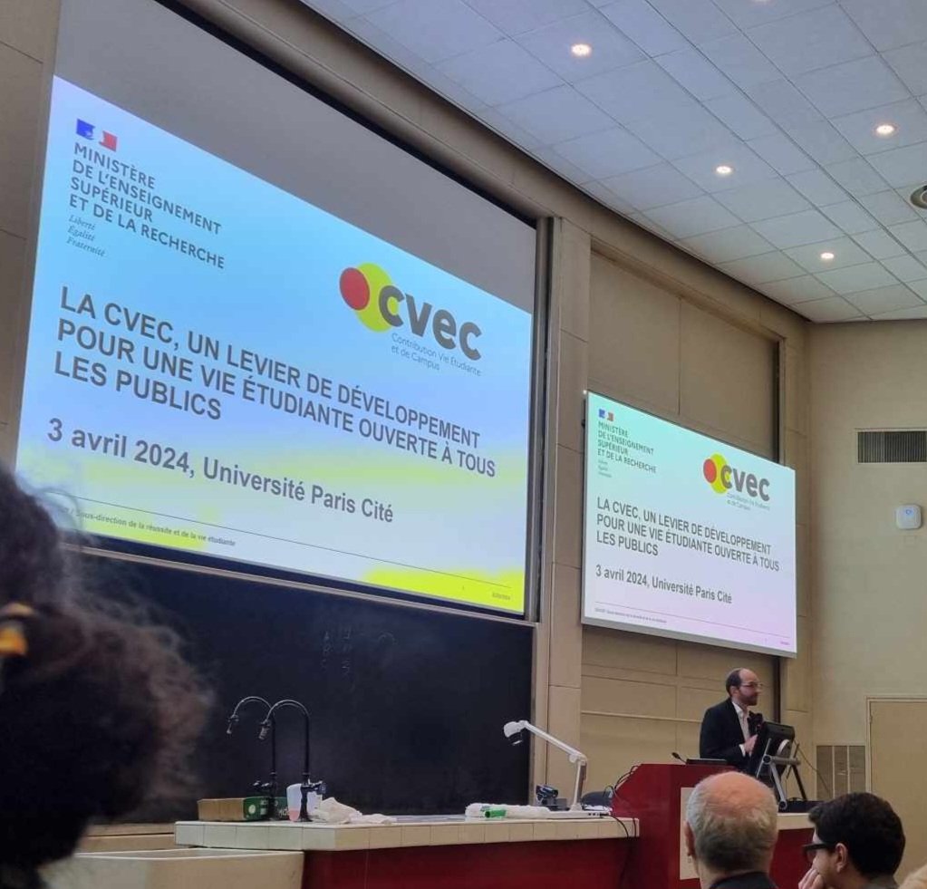 HandisupCO's tweet photo. Merci aux organisateurs du séminaire annuel #CVEC pour l'invitation afin de valoriser nos missions et notre dynamique partenariale avec @UnivPoitiers et @POITIERS_CROUS auprès des ESH. En présence de @bosman_sasha @VINOUR24 et Romain Quesnel. #inclusion @virginie_laval https://t.co/bSxHOU14rl