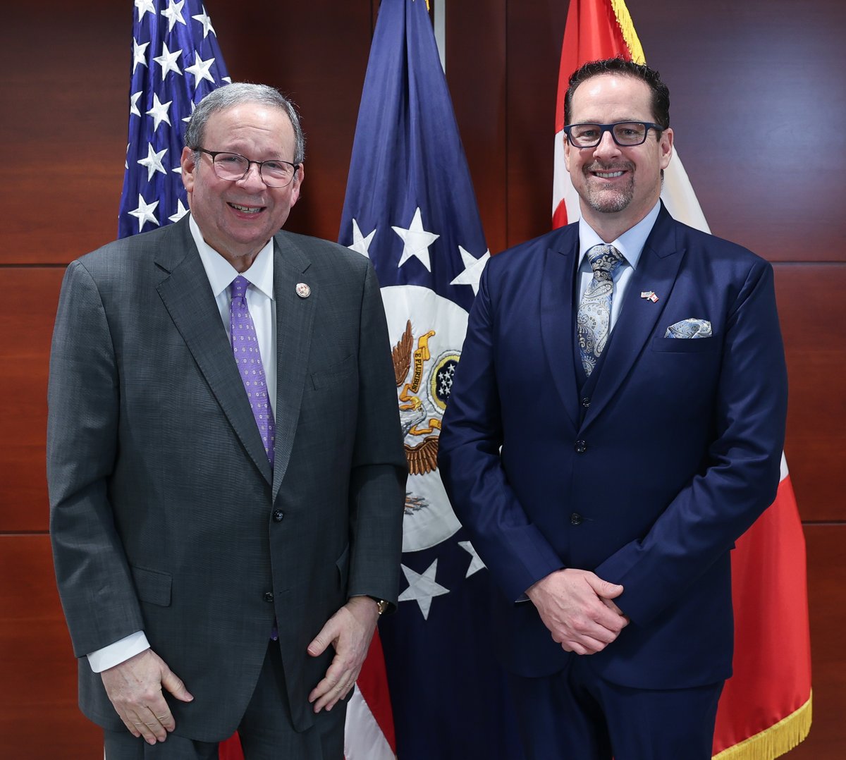 Thanks to Alberta Senior Representative James Carpenter for stopping by the Embassy today to talk. Alberta, under the leadership of <a href="/ABDanielleSmith/">Danielle Smith</a>, is an essential and collaborative U.S. partner on a wide range of priorities, from energy to wildfire preparedness.
