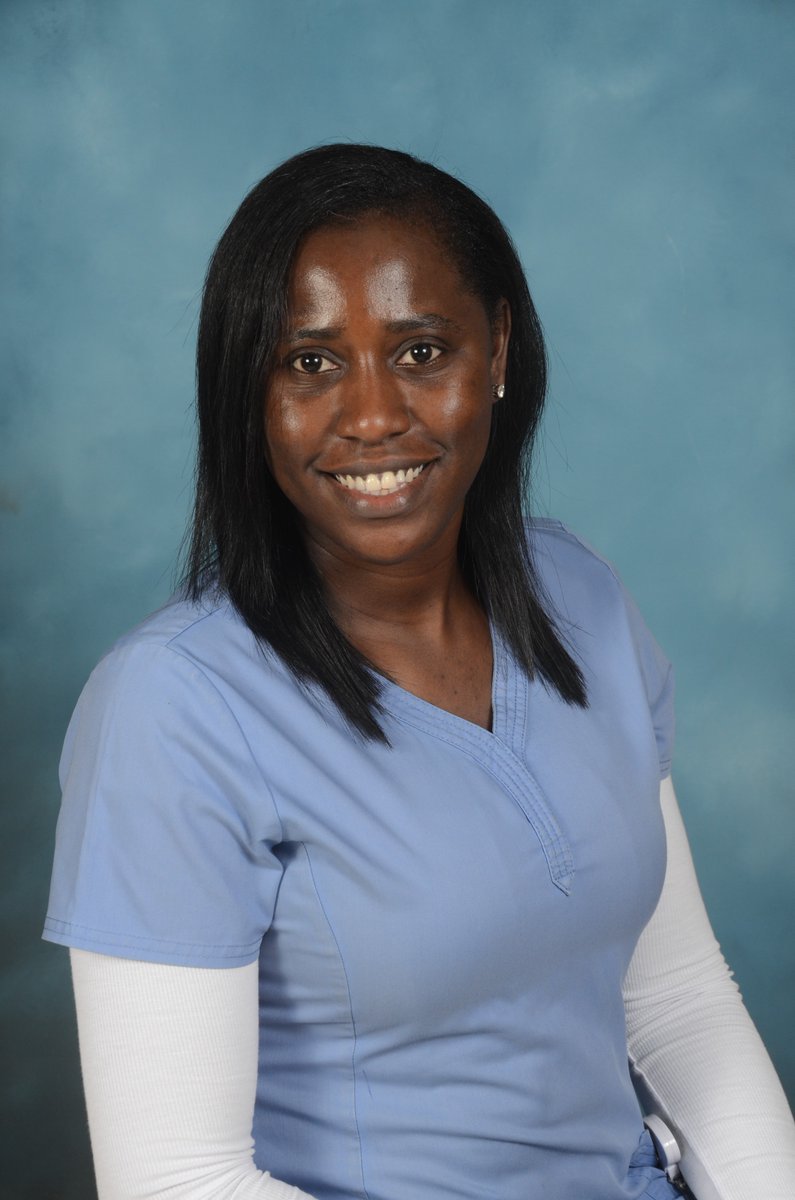 Congratulations to Bervely Joseph, recognized as a Holy Cross Health DAISY Award recipient for 2024, presented by the DAISY Foundation. Bervely's exceptional care and commitment in the CVICU exemplify the values we hold dear.

#HolyCrossHealth #Nursing #DAISYFoundation