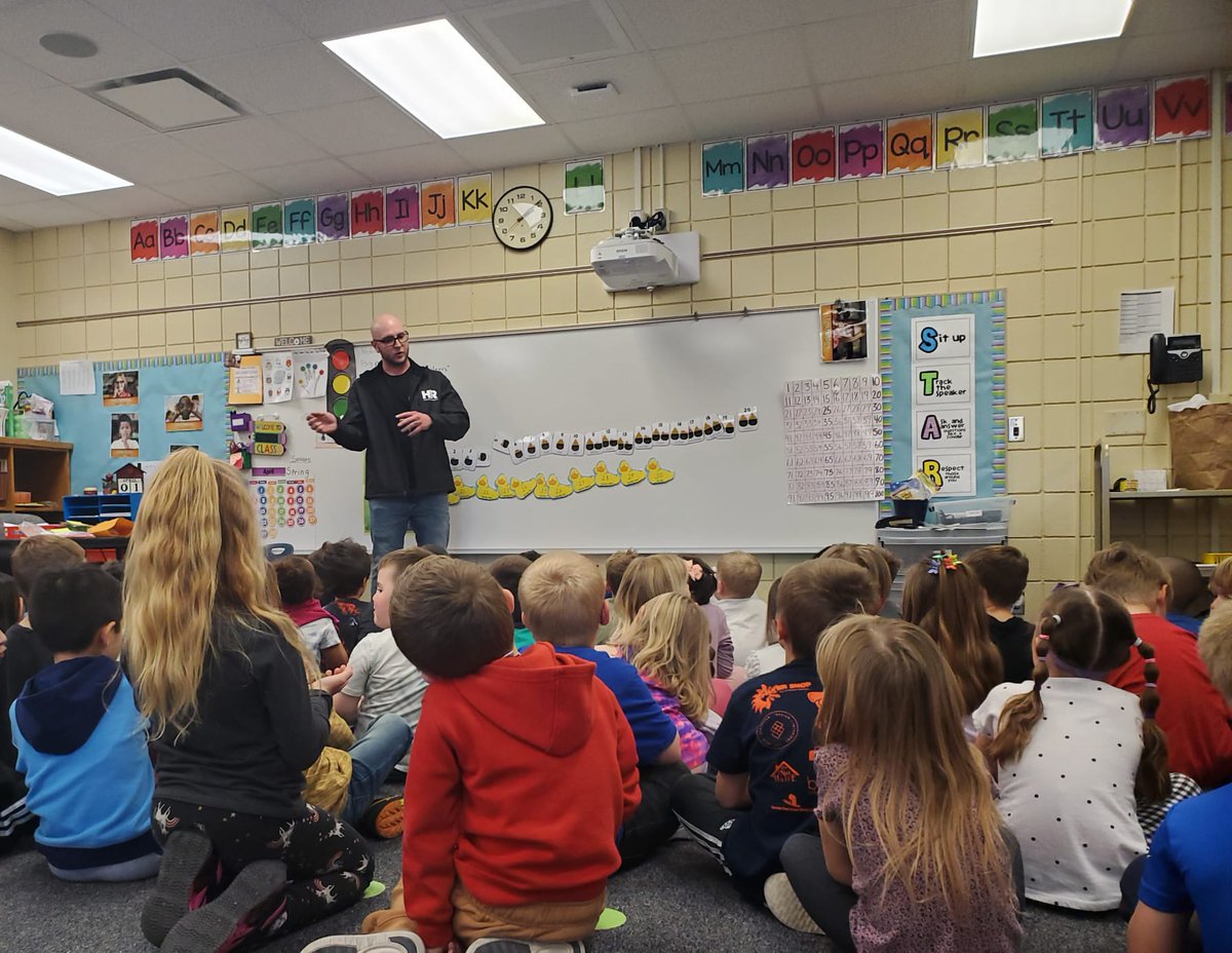 HuskerRefuse's tweet photo. Husker Refuse would like to give a very big thank you to @FredstromLPS  for allowing us  to come and talk with the Kindergarten class recently!

We were SUPER impressed with how knowledgeable they were and even more excited for them to see how our trucks work to CRUSH things!! https://t.co/6CtKOxlBEQ