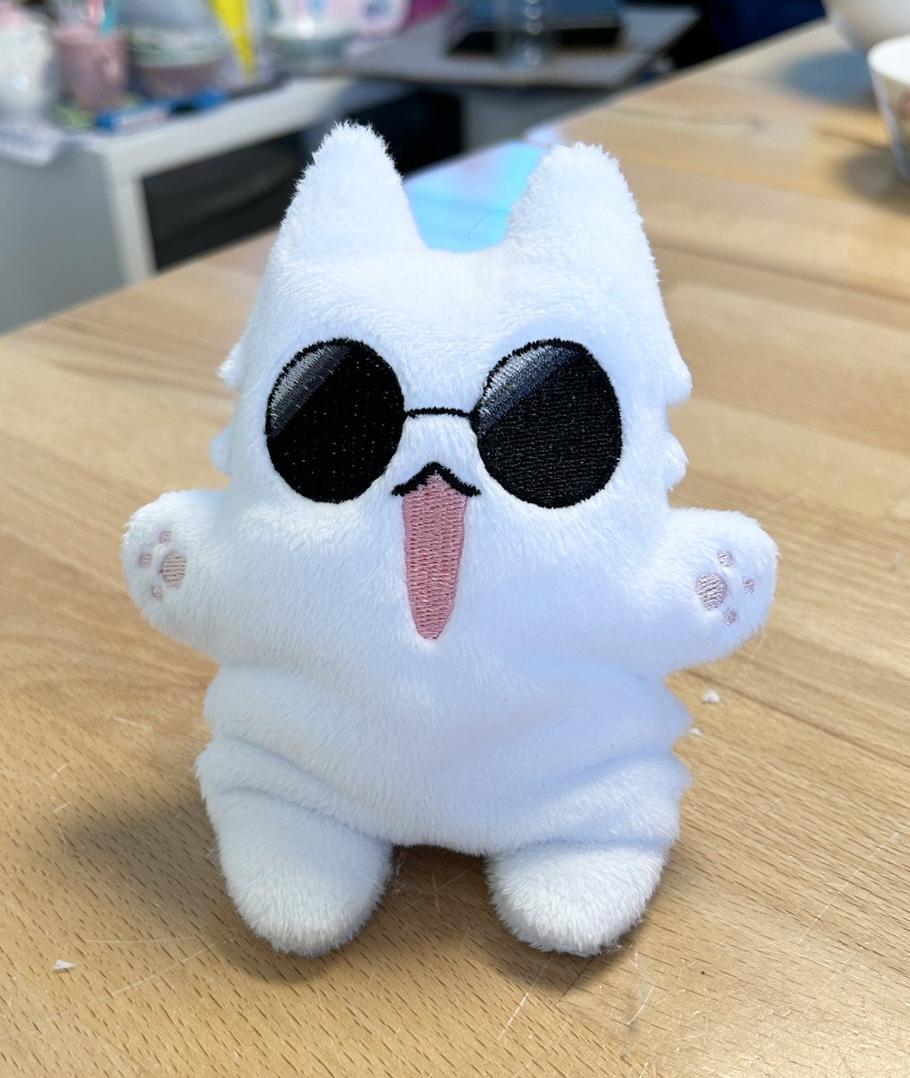 pincatplushies tweet picture