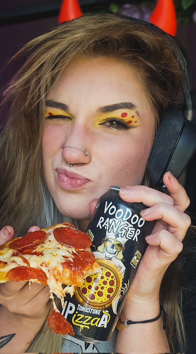 Pizza & Beer PizzaBeer The @TombstonePizza and @voodooranger collab I didn't know I needed and unironically really fucking enjoyed 😆 #ad