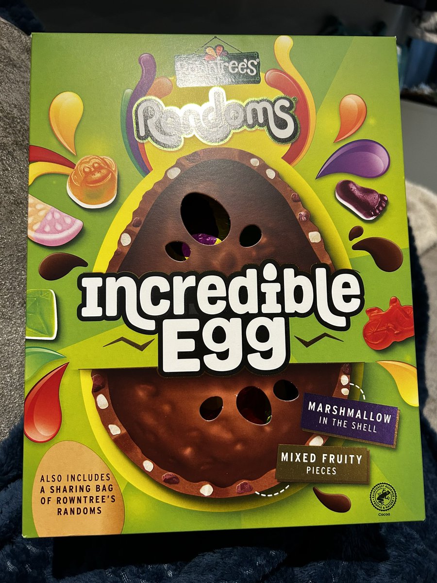 ThatEquineGirl's tweet photo. Okay @ROWNTREES you have outdone yourselves here. Honestly the best egg I’ve ever received 😱. I should have shares with the amount of packets Randoms I have bought since their release but I’ll settle for a truck load more of these??😆 
The fruity bits!😍 https://t.co/P8p2iVQPX2