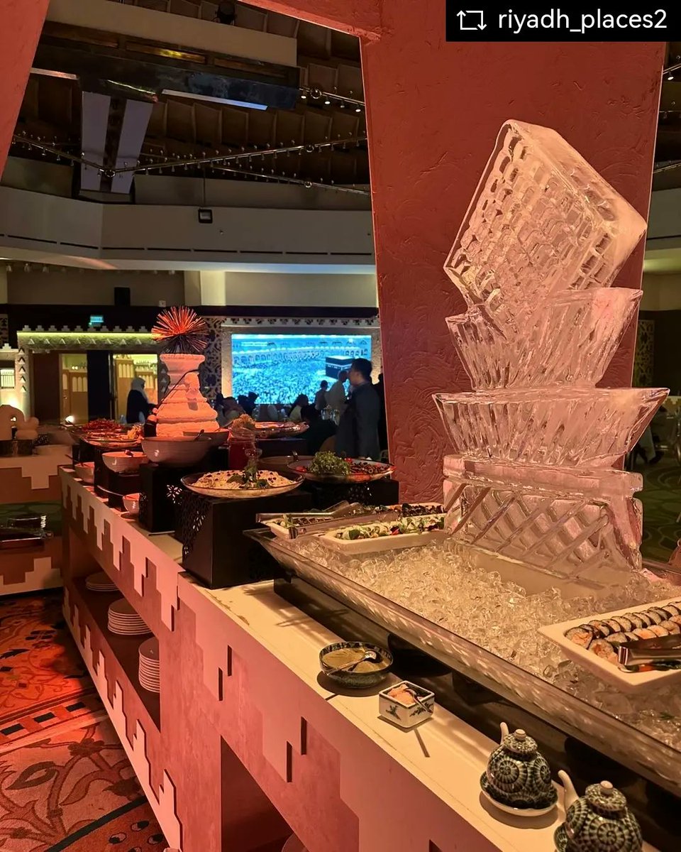 مطاعم الرياض tweet media