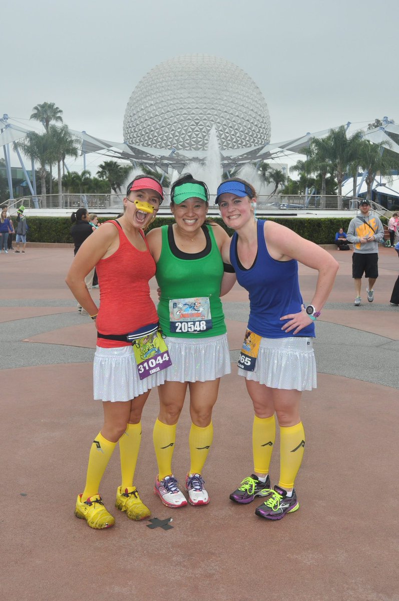 krissymmurphy's tweet image. Hyuk, hyuk! After a few moderate performances in the marathon distance, I returned to F-U-N with a go at the #GoofyChallenge and ran the marathon with Megan and Carlee. We had a blast and a half!! ❤️💚💙 5:16 - PW for time, PB for enjoyment!!!