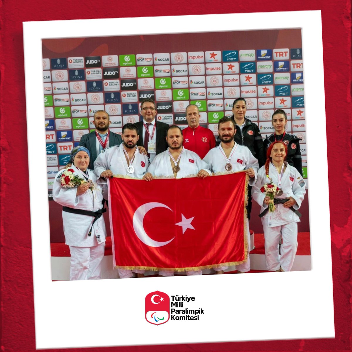 Antalya'da düzenlenen IBSA Judo Grand Prix'de temsilcilerimiz 7 madalya kazanarak hem bizleri gururlandırdılar hem de Paris 2024 Paralimpik Oyunları'na kota puanı elde ettiler. Judocularımızın bu muhteşem başarısını kutluyor, hepsini tebrik ediyoruz! 🇹🇷 🥇 Ecem Taşın Çavdar 🥈