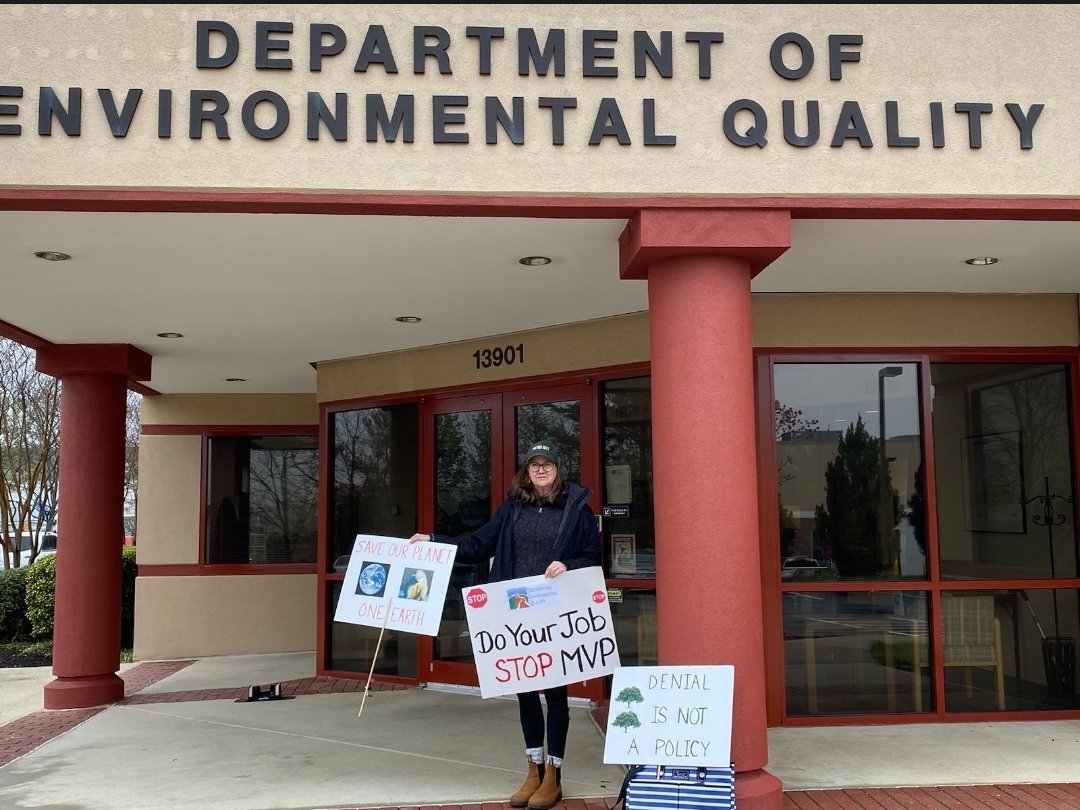 ThirdActVa's tweet photo. Yesterday's collaboration with @POWHR_Coalition + allies at @VirginiaDEQ's across the state was amazing! The finale was sweet: a leaving worker yelled out their car window, 'I agree with you!' We'll return as long as MVP keeps hurting what we love &amp; need! #StopMVP #DoYourJobAG https://t.co/G2vHl06rWe