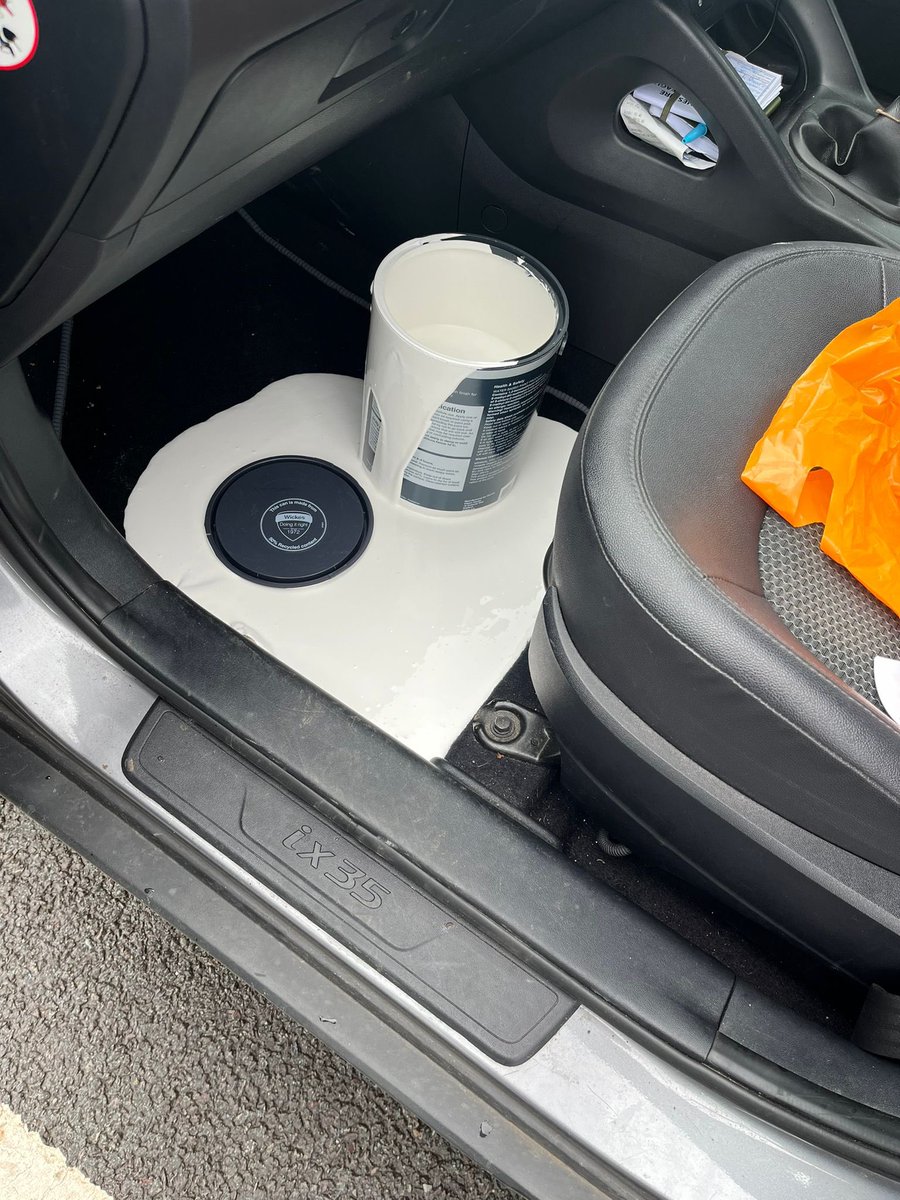 5napper's tweet image. So when you want to get a lid off a new tin of paint you usually need a massive screwdriver, unless it toppled over in your car, then it flies off, this is @Wickes own brand paint, be careful guys unless you want to redecorate your car interior, mortified 🥲 #wickes #caniclaim