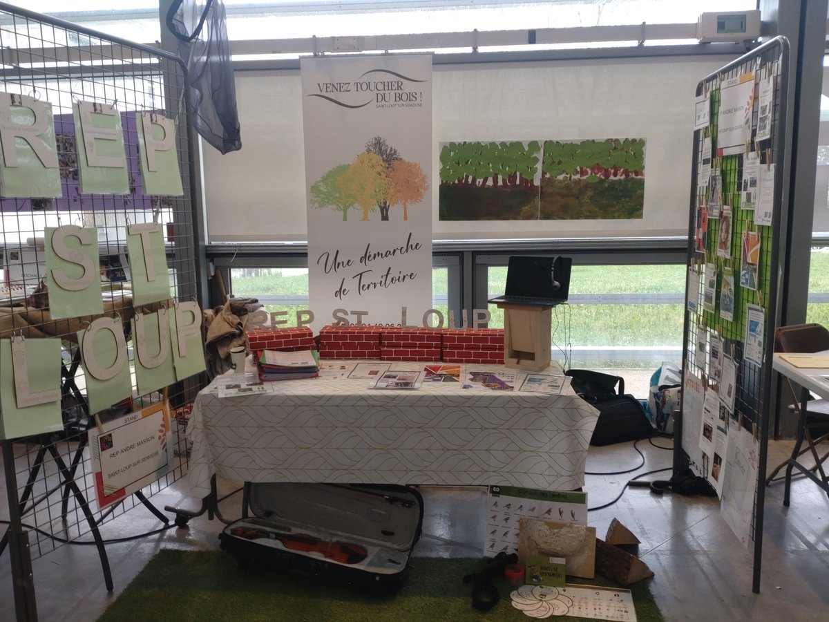 #REP #StLoup Mise en avant des actions du réseau lors du séminaire académique à Besançon.