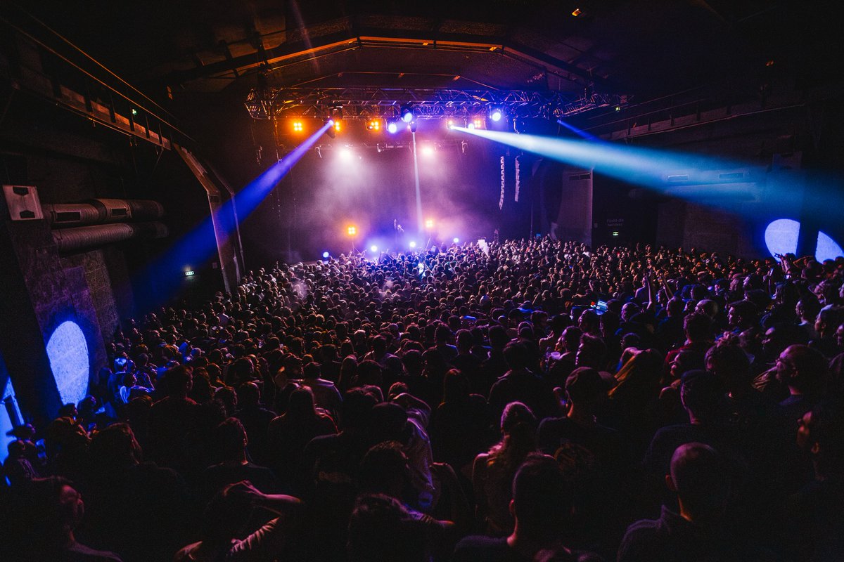 14 - Le Transbordeur 

Le lieu qui nous a accueilli jeudi dernier pour le concert "Gamberge" au profit du Secours Pop met aussi deux places pour le concert de votre choix + 2 menus burger au foodtruck en jeu et ça, ça régale !