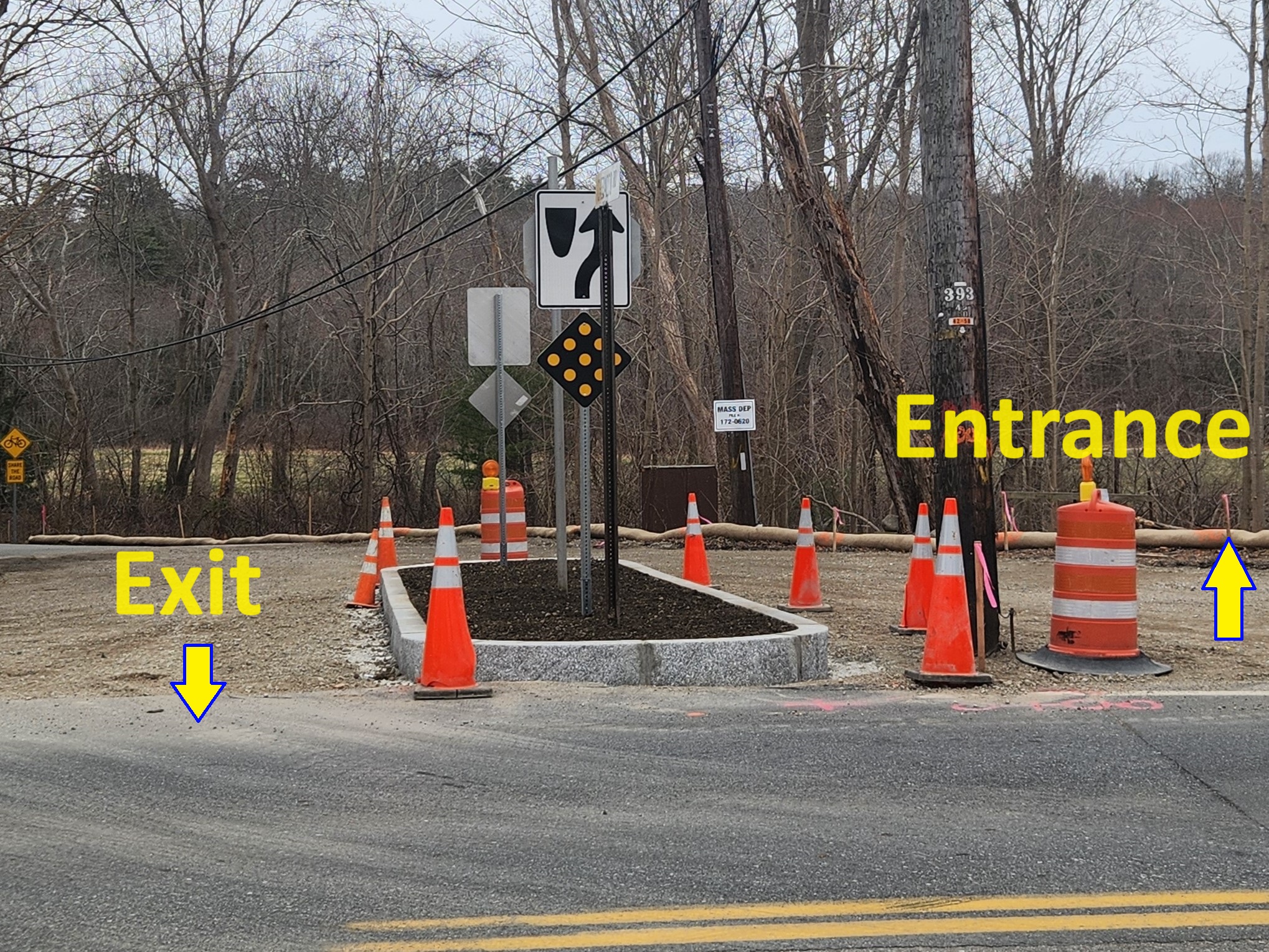 New traffic flow change for Chebacco Rd at Essex St intersection.