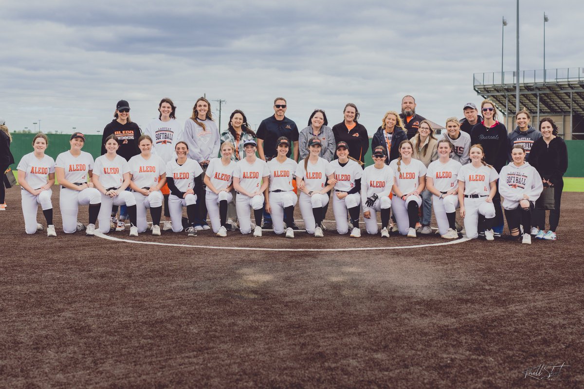 Ladycat Softball tweet media